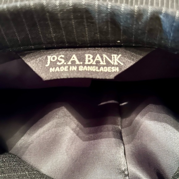 NWT Jos. A Banks Men’s Suit Jacket sz 44S - Picture 6 of 8